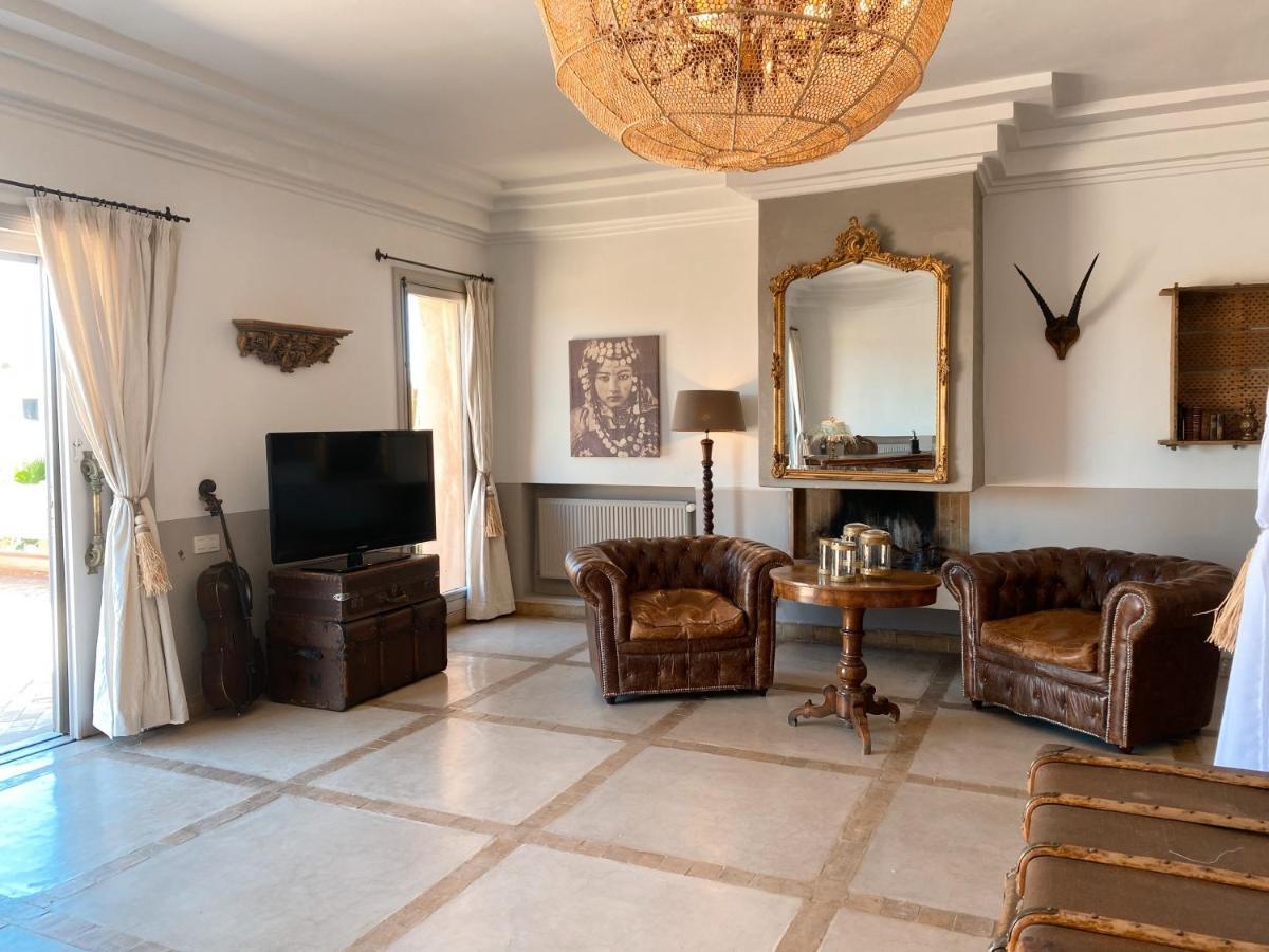 Singuliere By Louhou Collection *