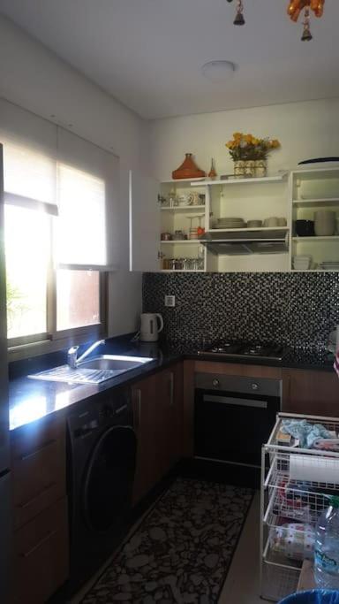 Very Charming Home, Garden, Great Location, Golf View & Direct Access Pool Apartment Marrakesh