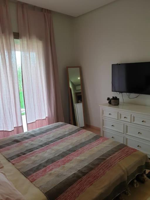Apartment Very Charming Home, Garden, Great Location, Golf View & Direct Access Pool *