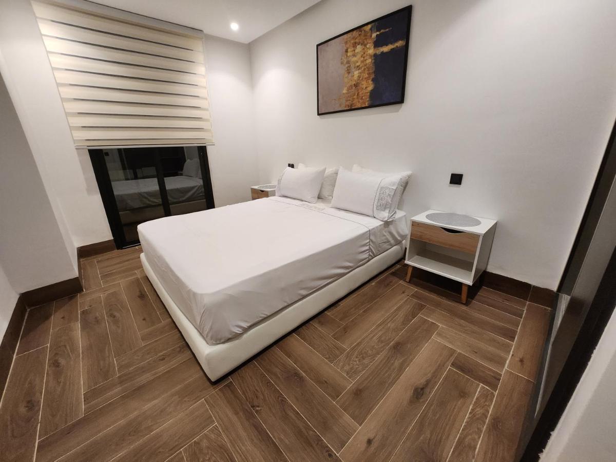 Modern Luxury Retreat: 2-bedroom In The Heart Of Marrakech Apartment *