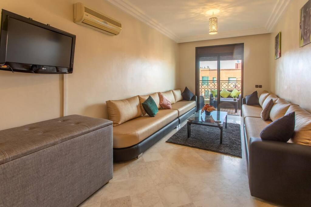 A Stunning 2 Bedroom Hivernage Apartamento