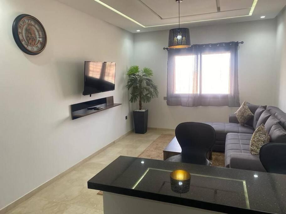 Apartment Et Bien Equipe Avec Piscine *