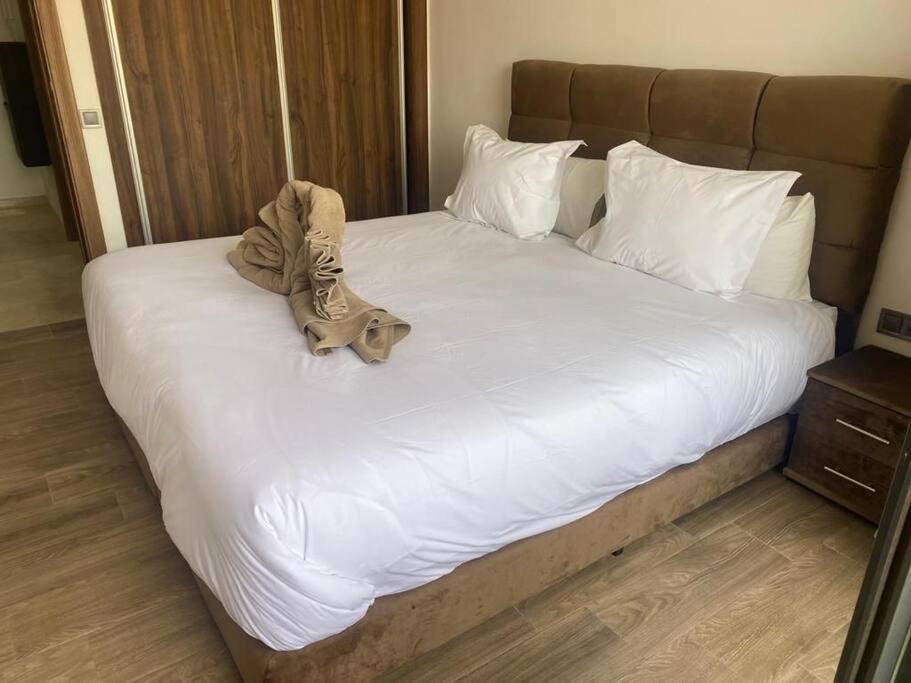 Et Bien Equipe Avec Piscine Apartment Marrakesh