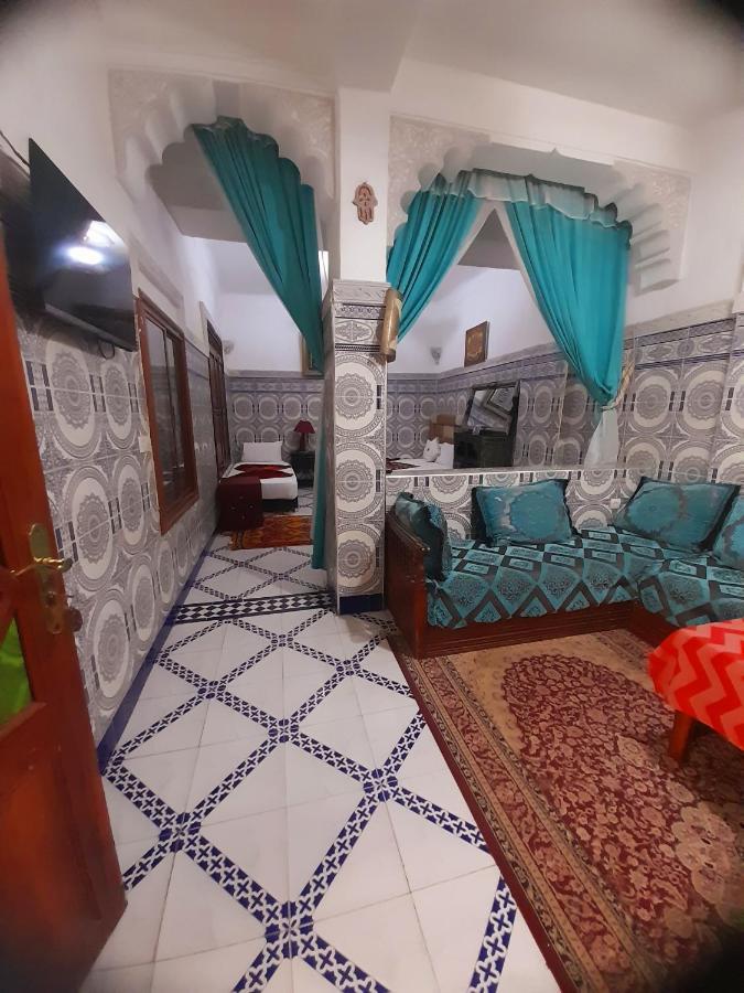 Chennaoui Riad 3*