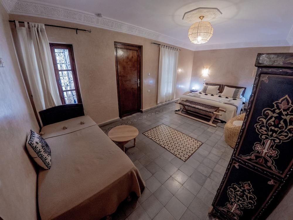 Riad Monriad 3*