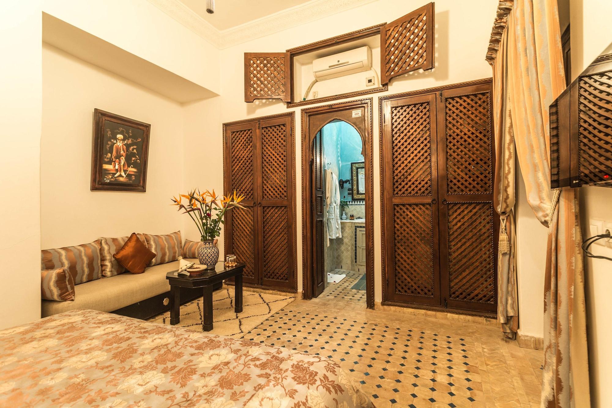 Nasreen Riad 4*