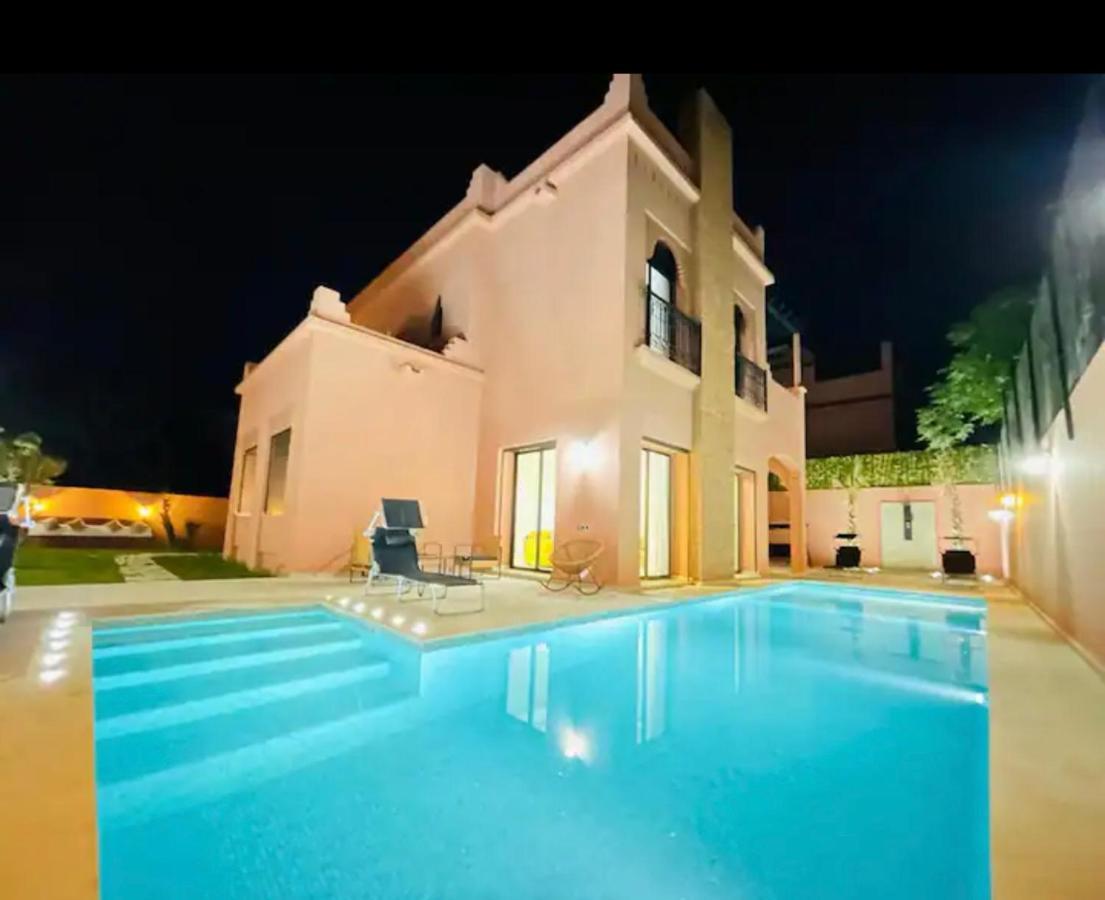The Avec Piscine Chauffee 4 Villa Marrakesh