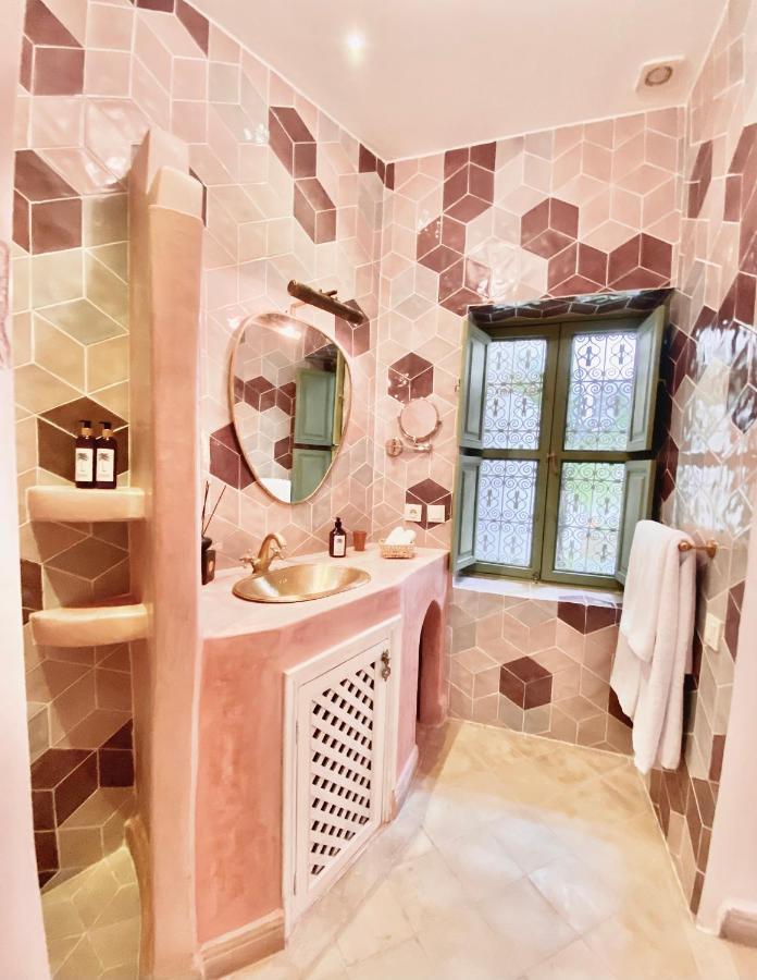 Dar Adal Exclusivite 2 A 6 Personnes Petit Dejeuner Compris Place Jemaa El Fna Bed & Breakfast