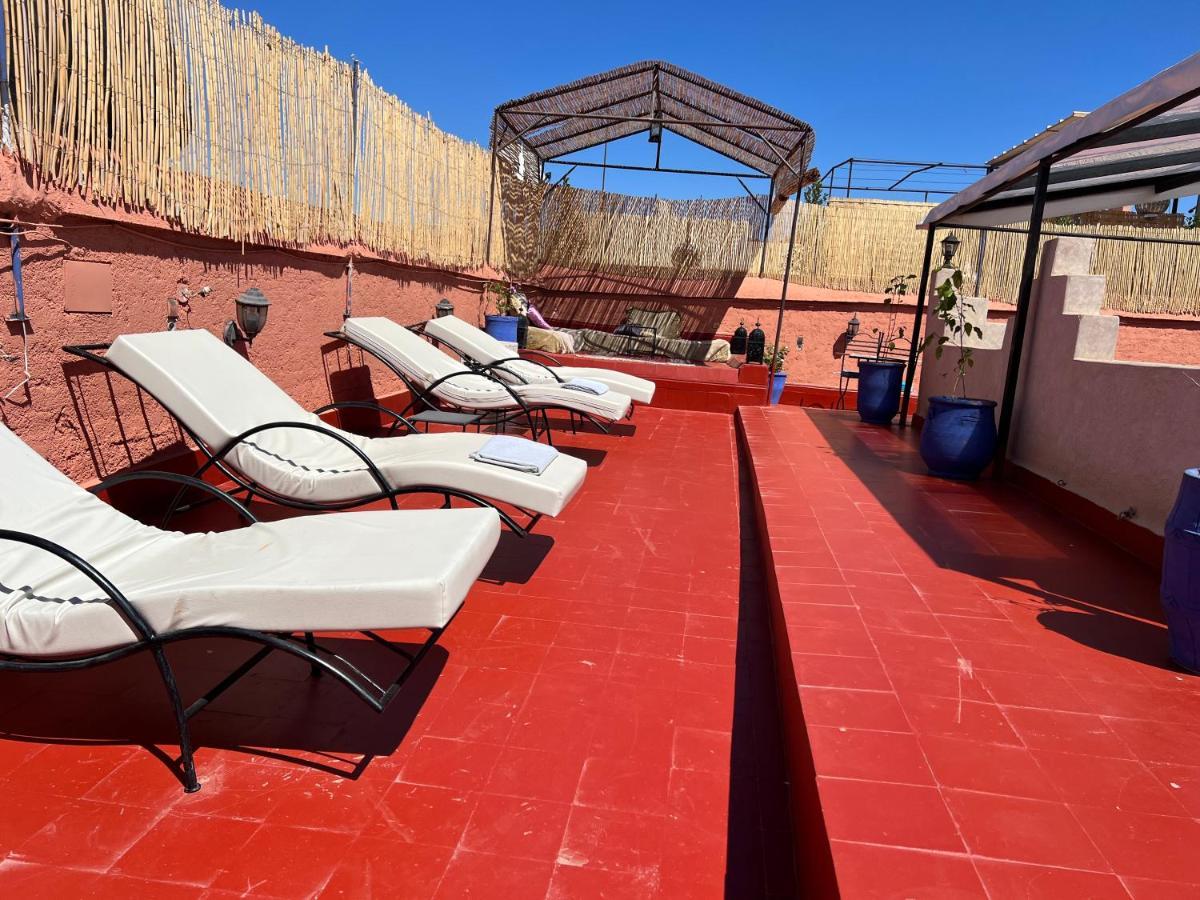 Riad Ago *