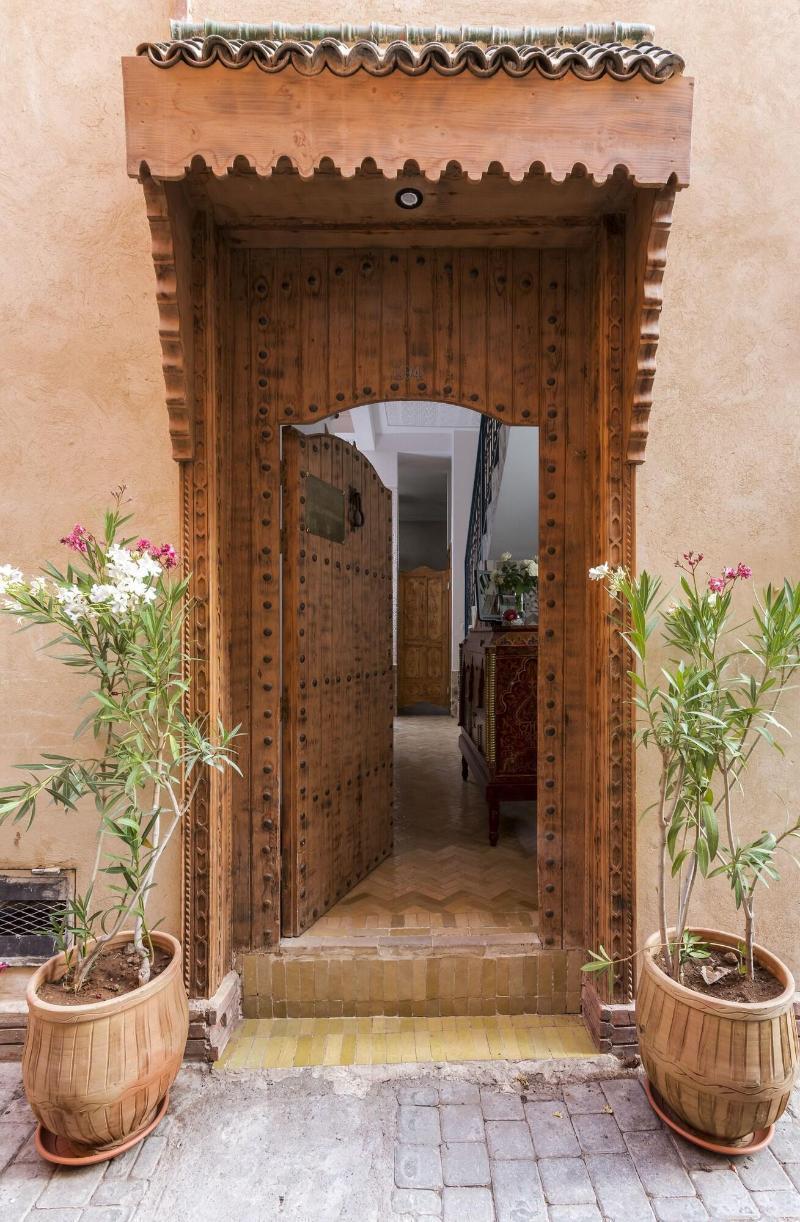 Ambre Et Jasmin Riad 3*