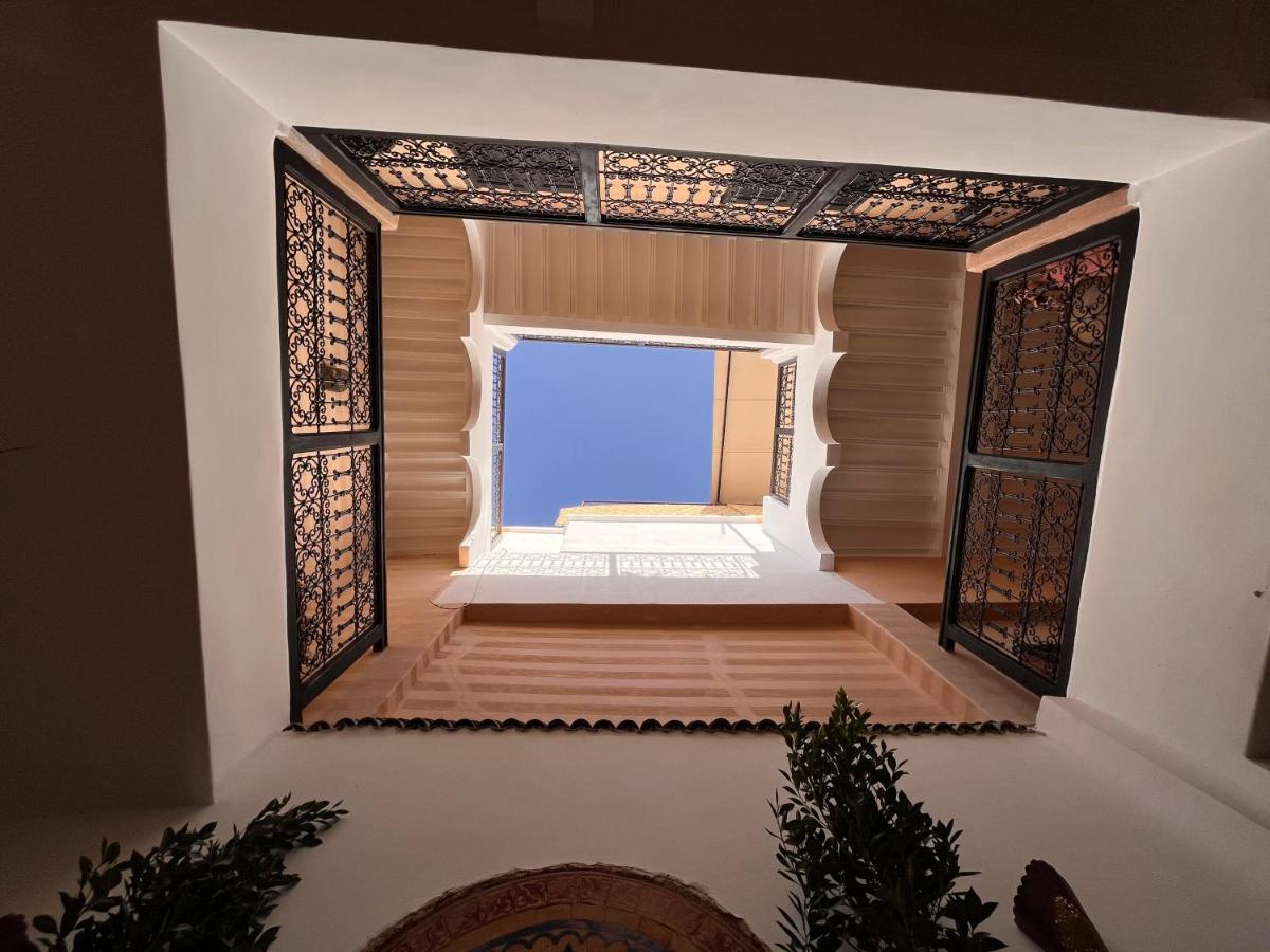 Riad Black Doors *
