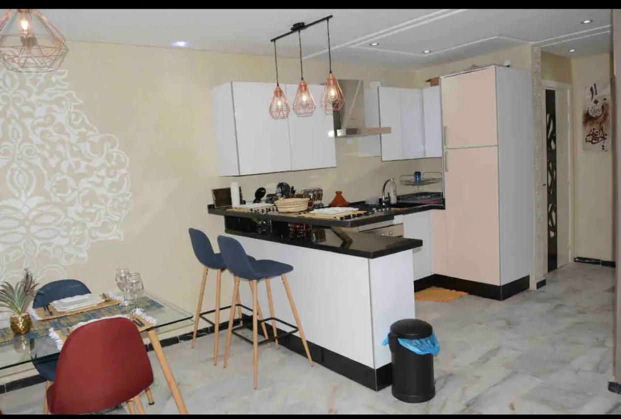 De Luxe Tres Bien Situe A Gueliz Apartamento