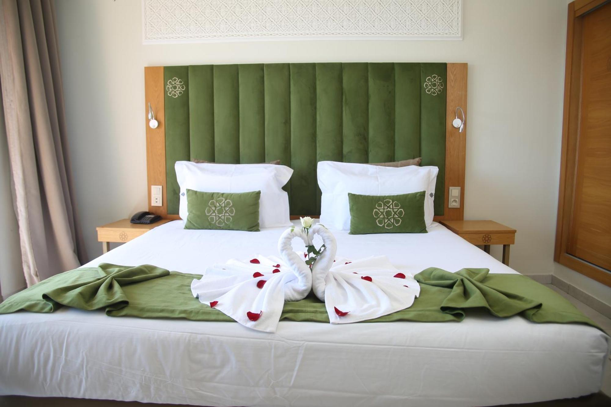 Diwane & Marrakech Hotel 4*
