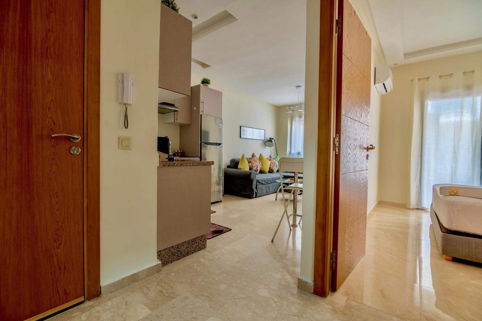 Apartamento Luxurious King Bed W/pool. Well Centered. *