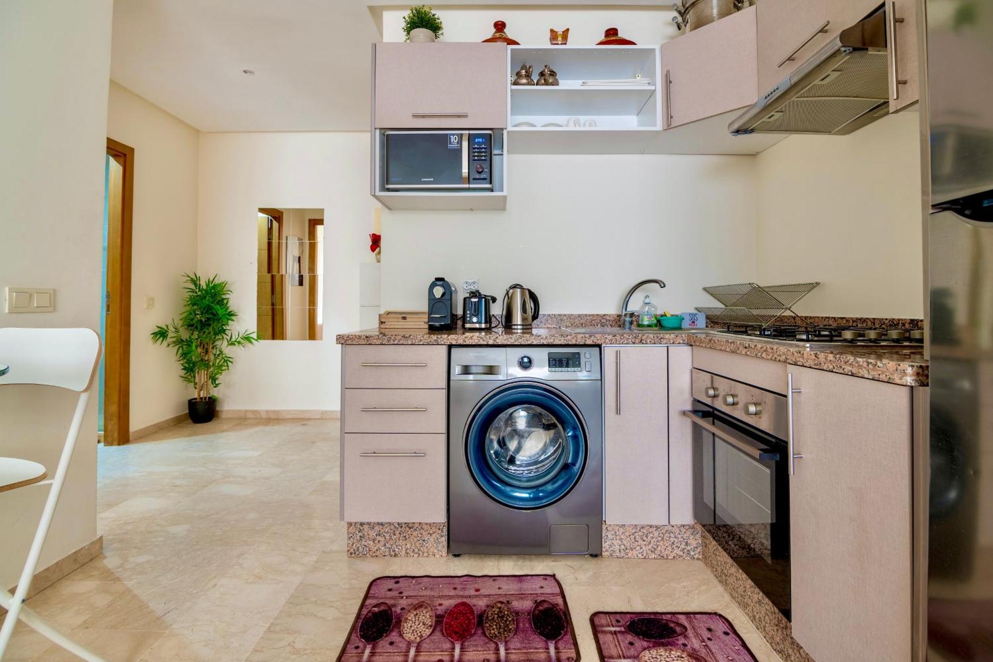 Luxurious King Bed W/pool. Well Centered. Apartamento *