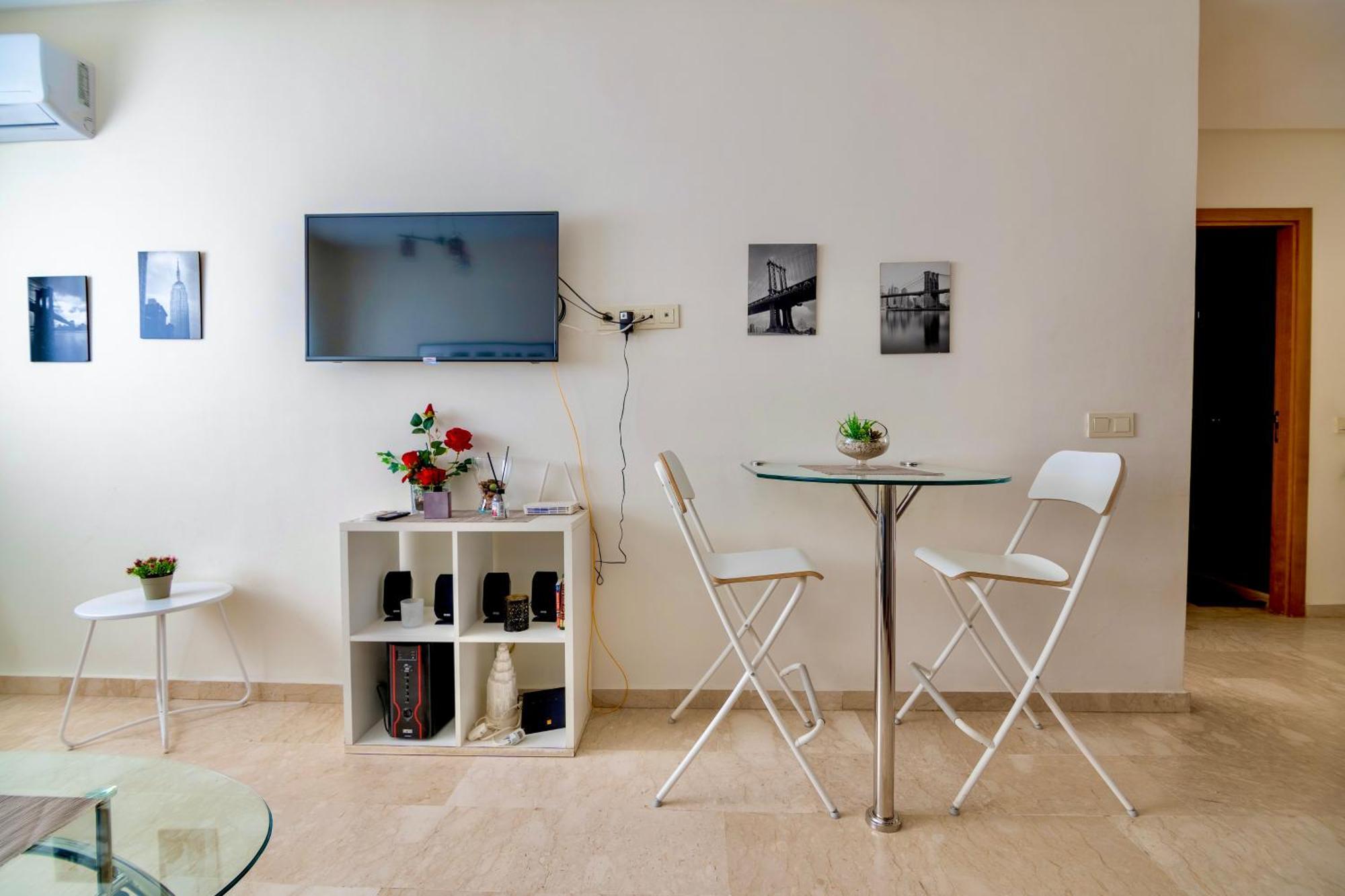 Apartamento Luxurious King Bed W/pool. Well Centered. *