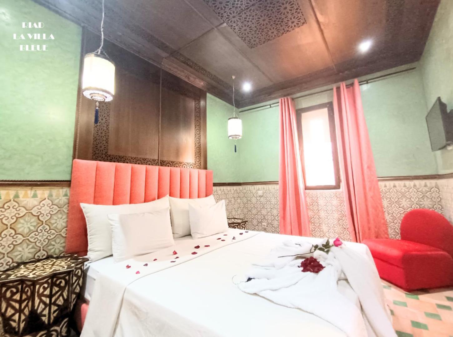 La Bleue Bed and breakfast