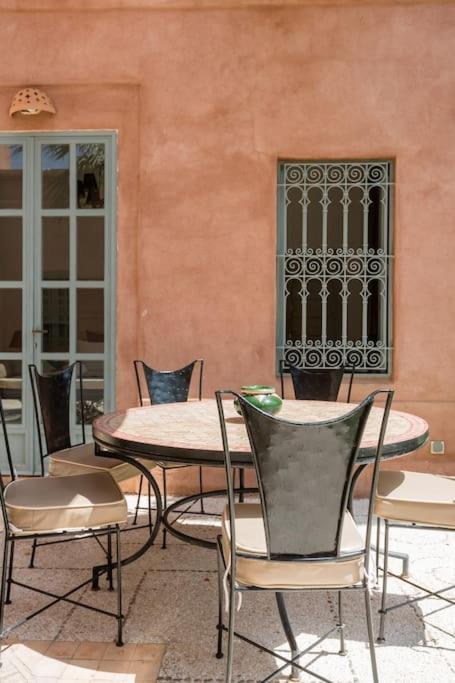 Pauline With Private Pool & Garden, Service And No Insight. * Marraquexe