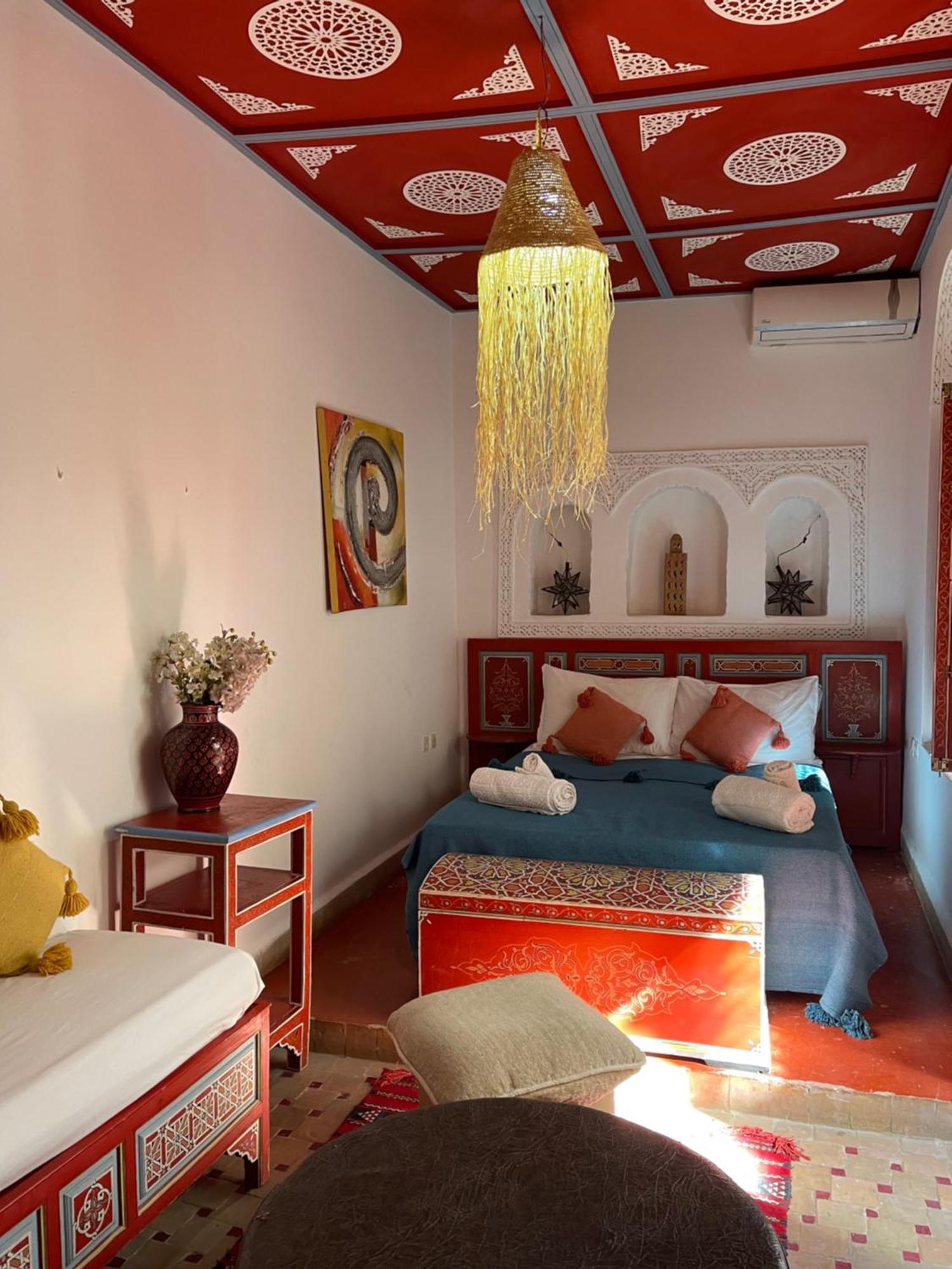 Riad La Caleche & Marrakesh