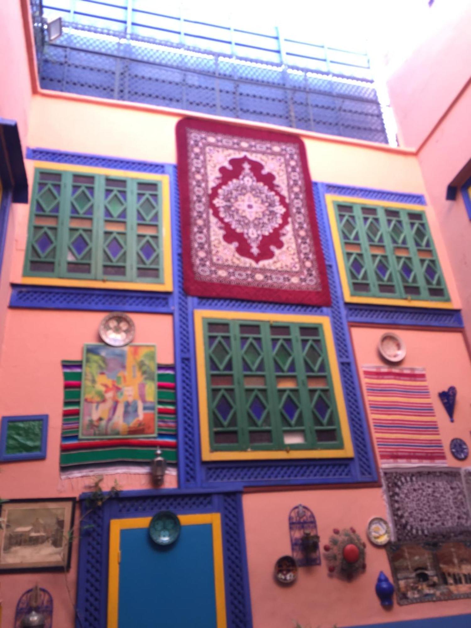 Almarkab *