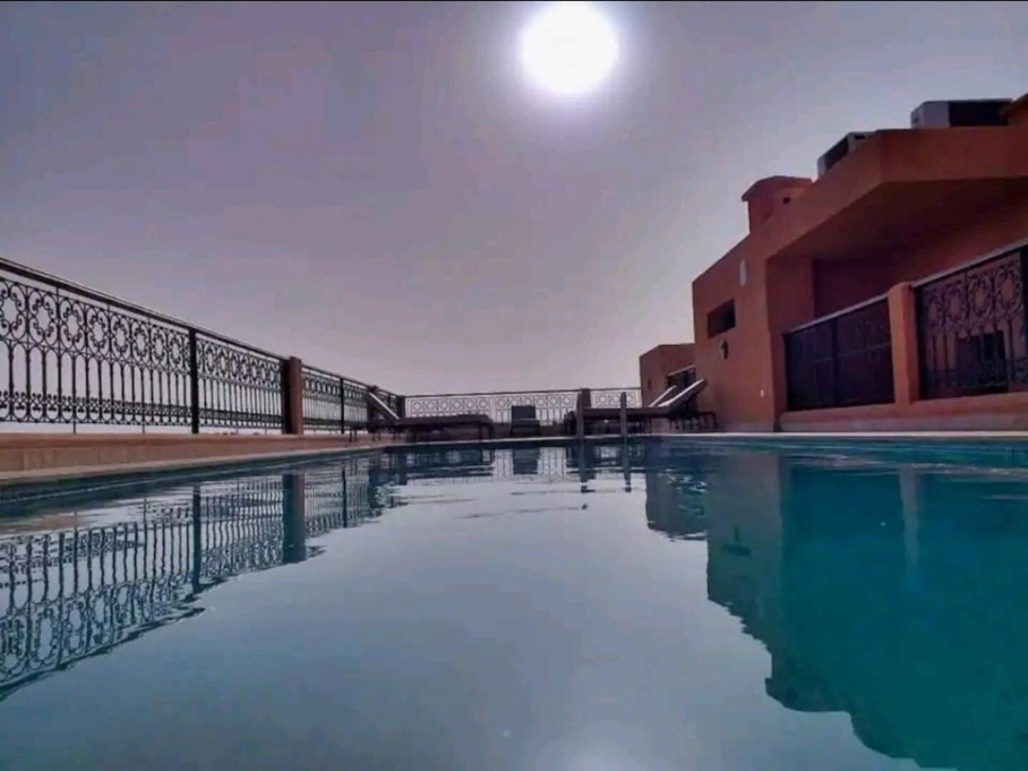 Raffine Idealement Situe Avec Piscine * Marraquexe