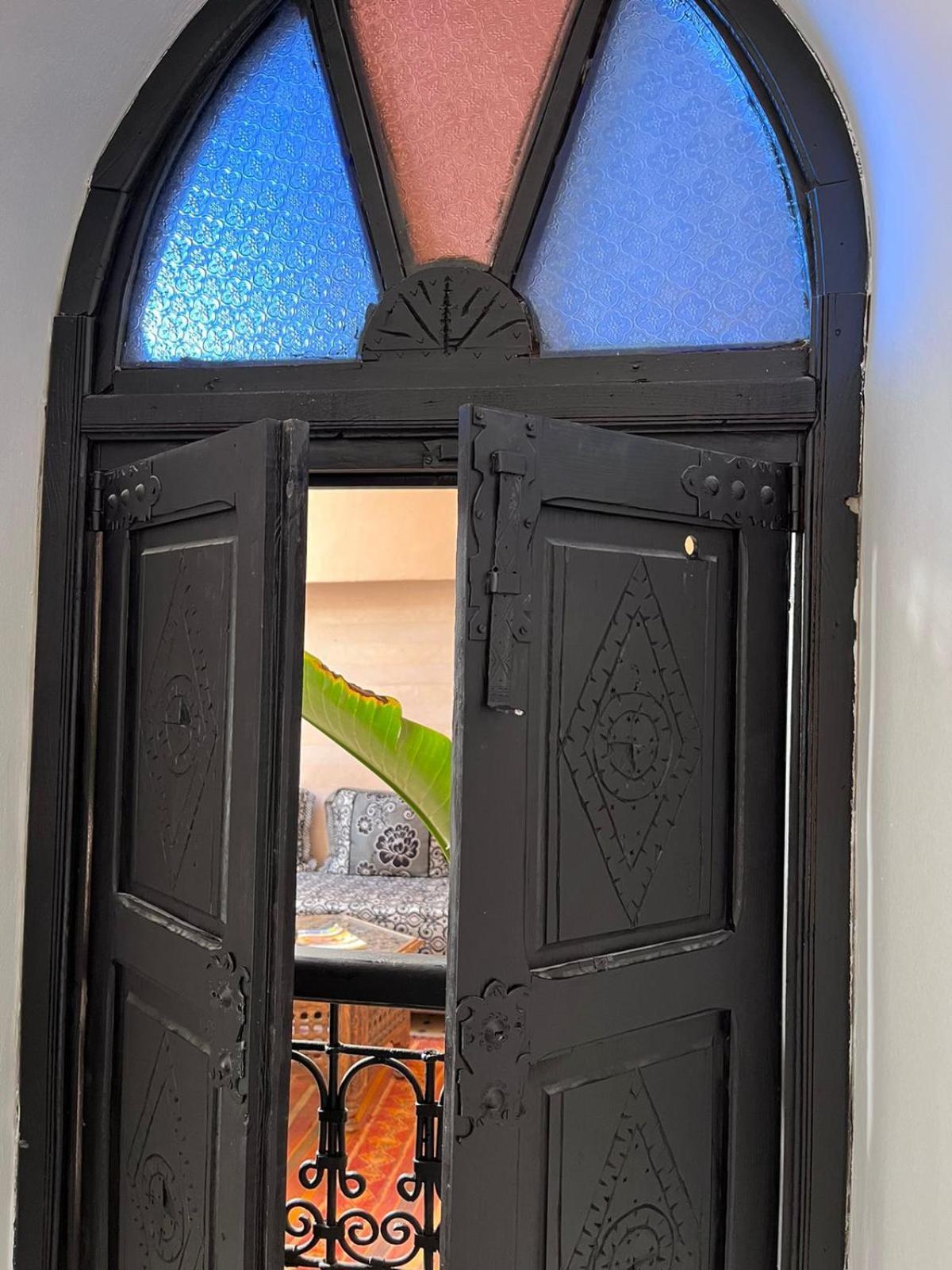 Riad Black Doors *