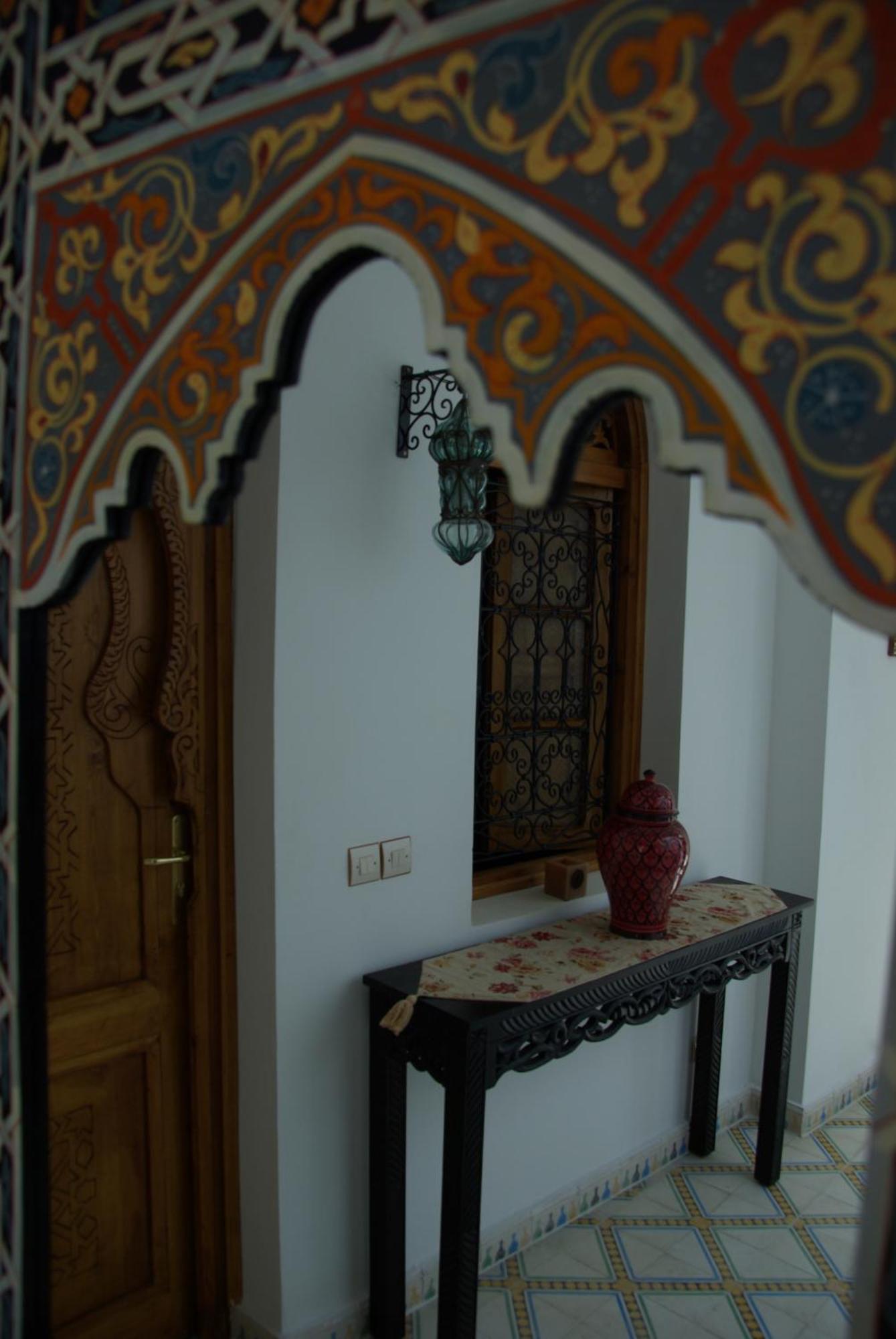 Riad Riad Mouna