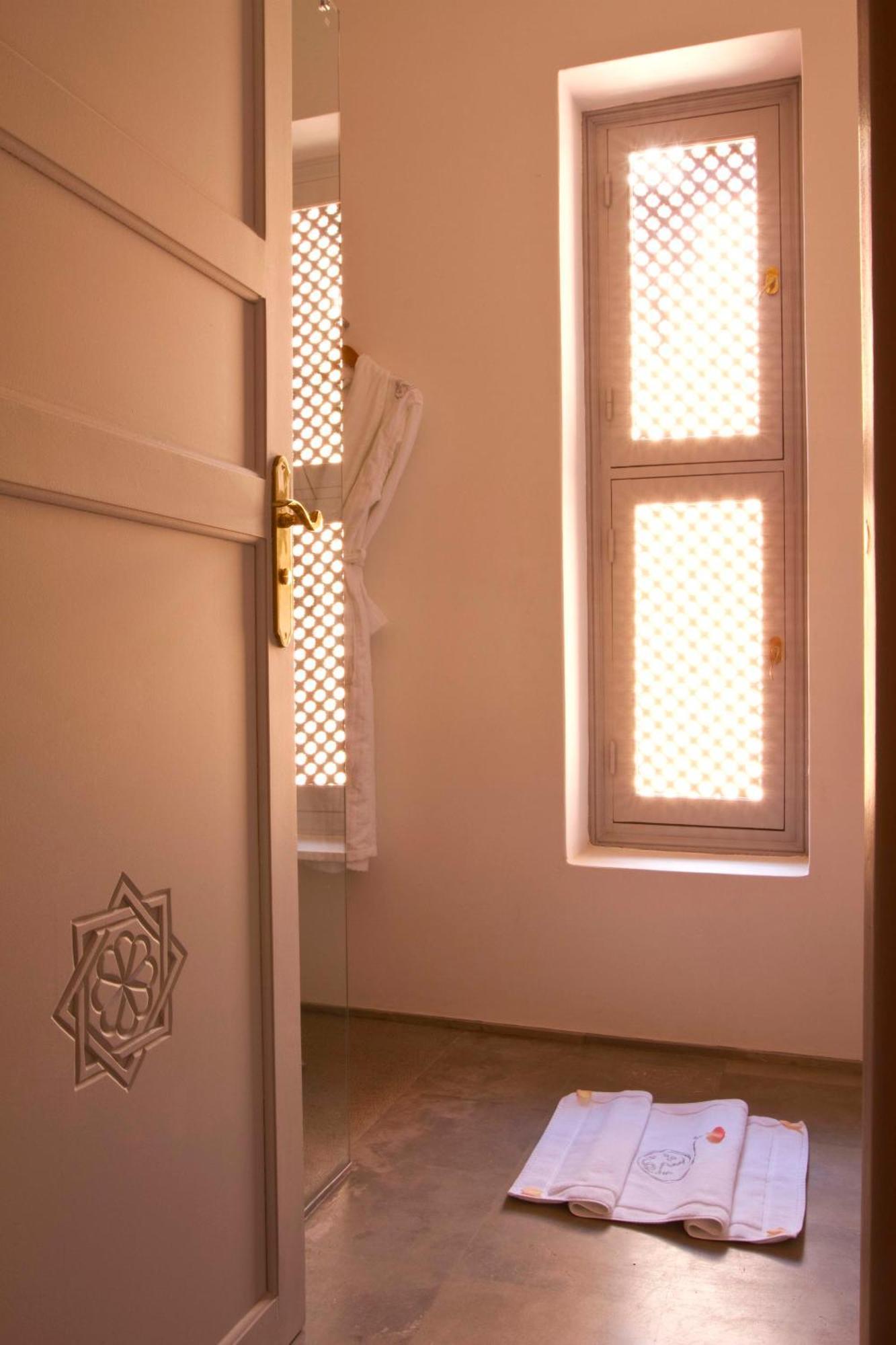 Riad Nashira & 5*