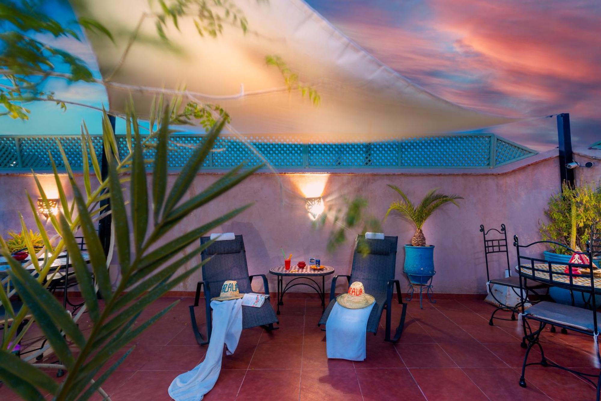 Azalia Riad 3*