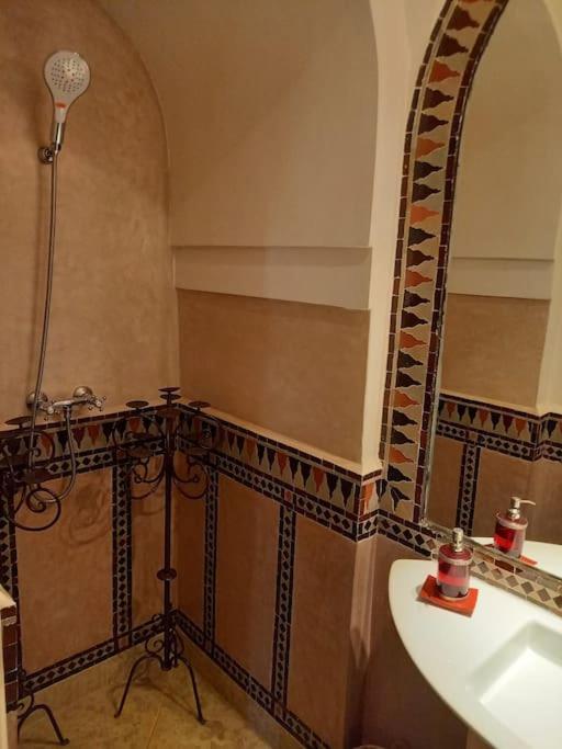 Casa de férias Marrakech, 7 Harmonia, Pour 6 Personnes Avec Piscine Privee *