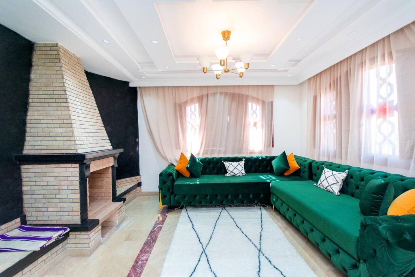 Zine Guest house *