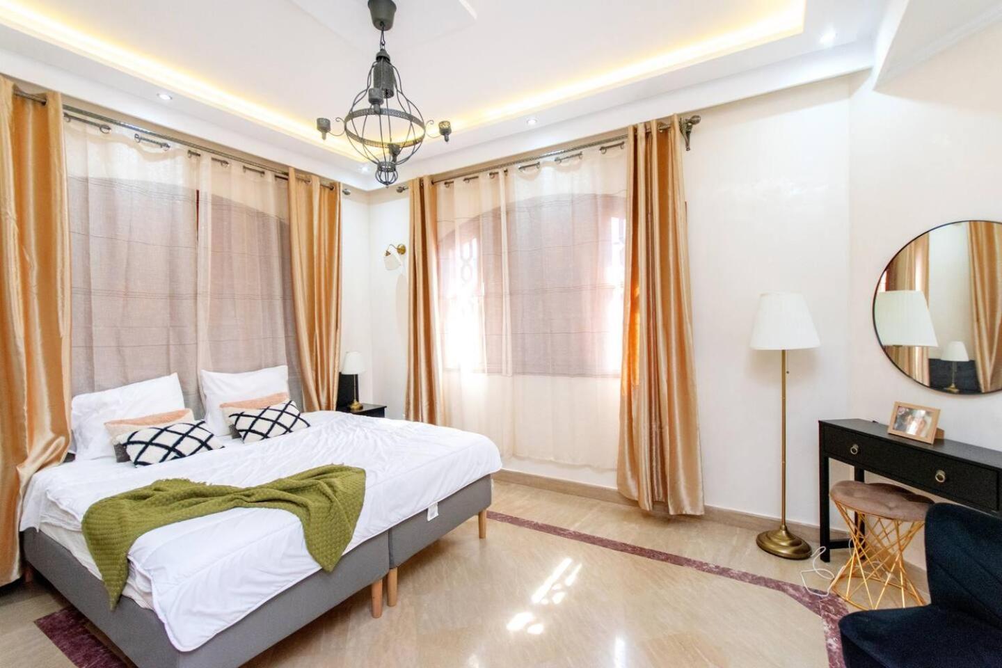 Zine Guest house