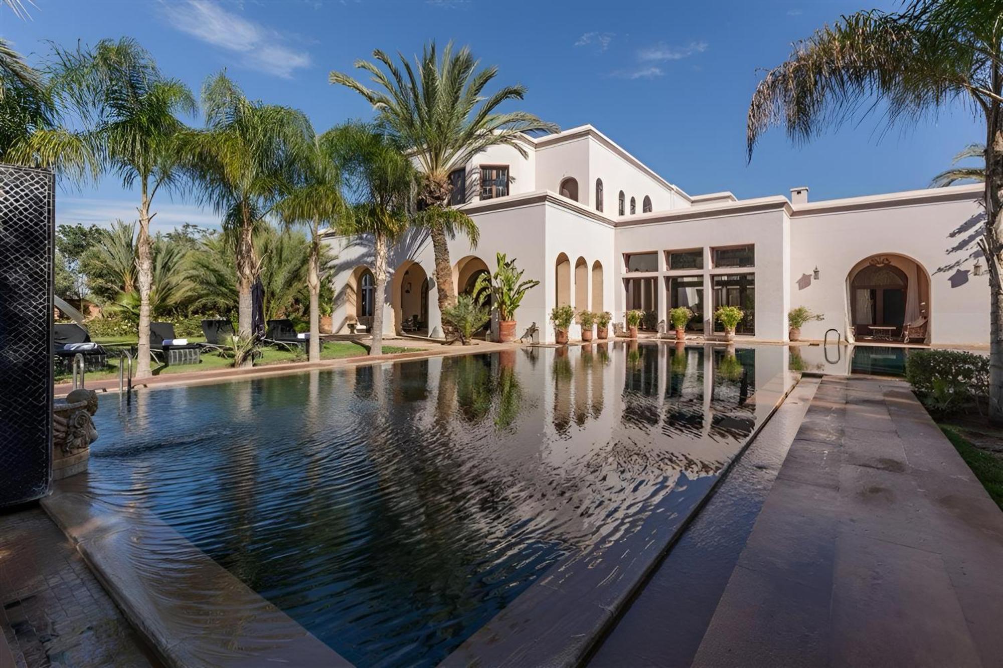 Casa de hóspedes Palais Farah *
