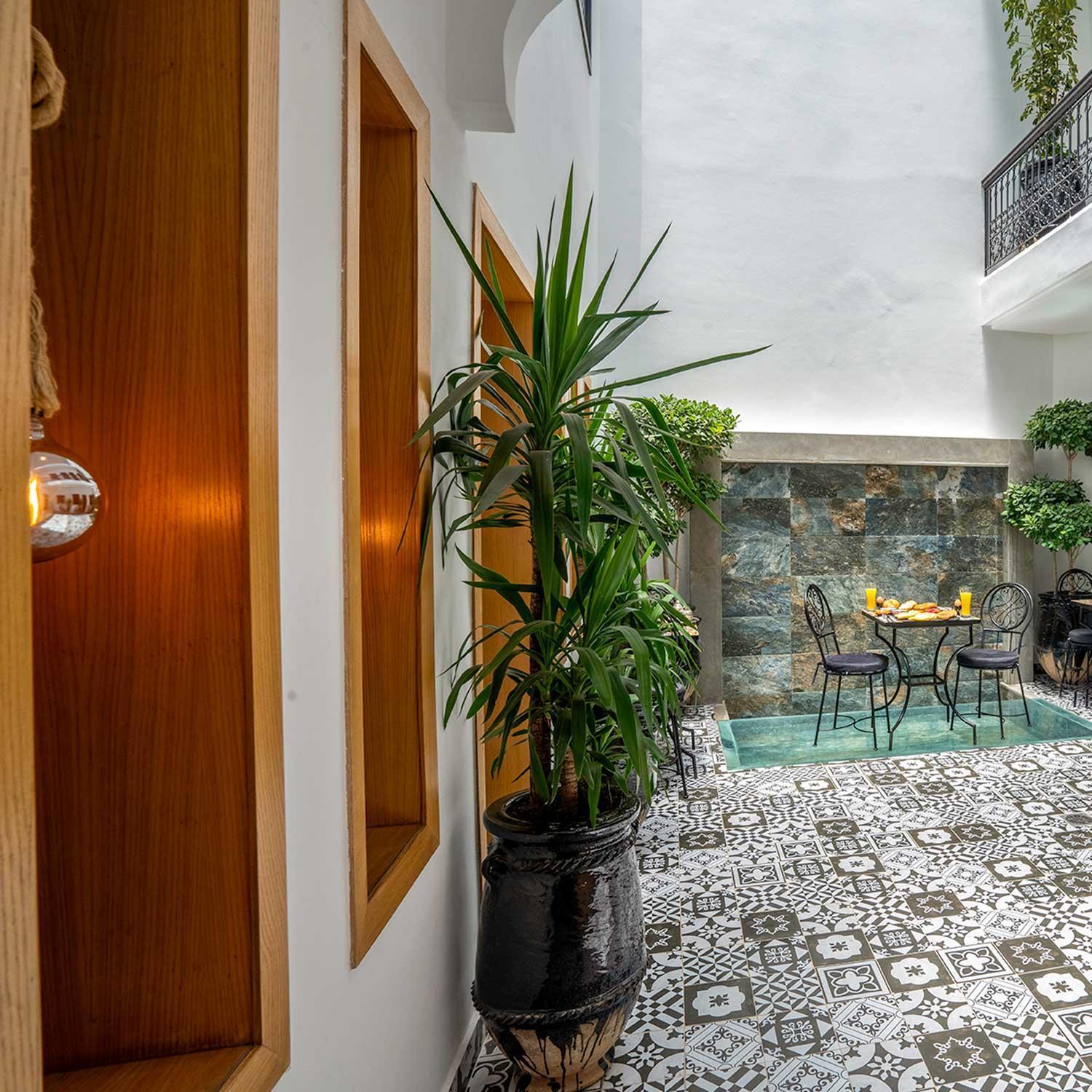 Maison Solaneos