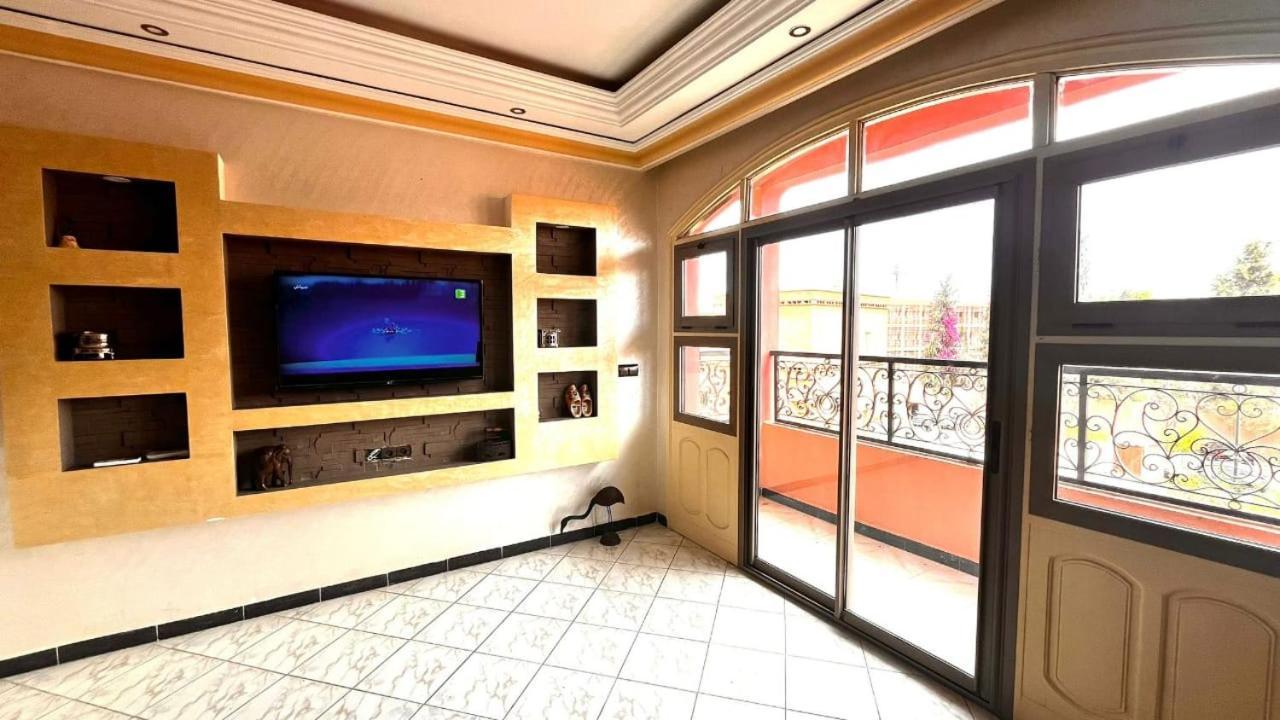 Grand Apart 4-rooms With Private Pool Apartment *