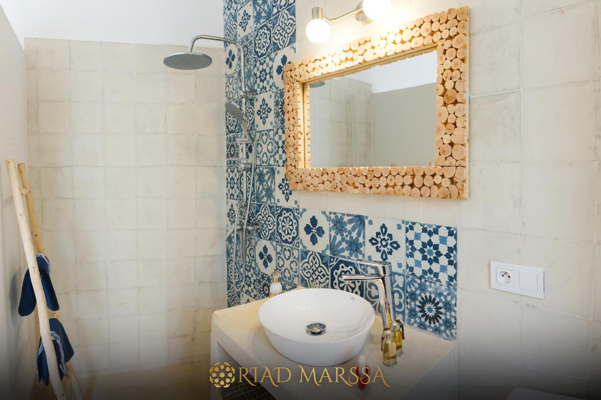 Holiday home Marssa, Prive Zen Avec Belle Piscine Dans La Medina *