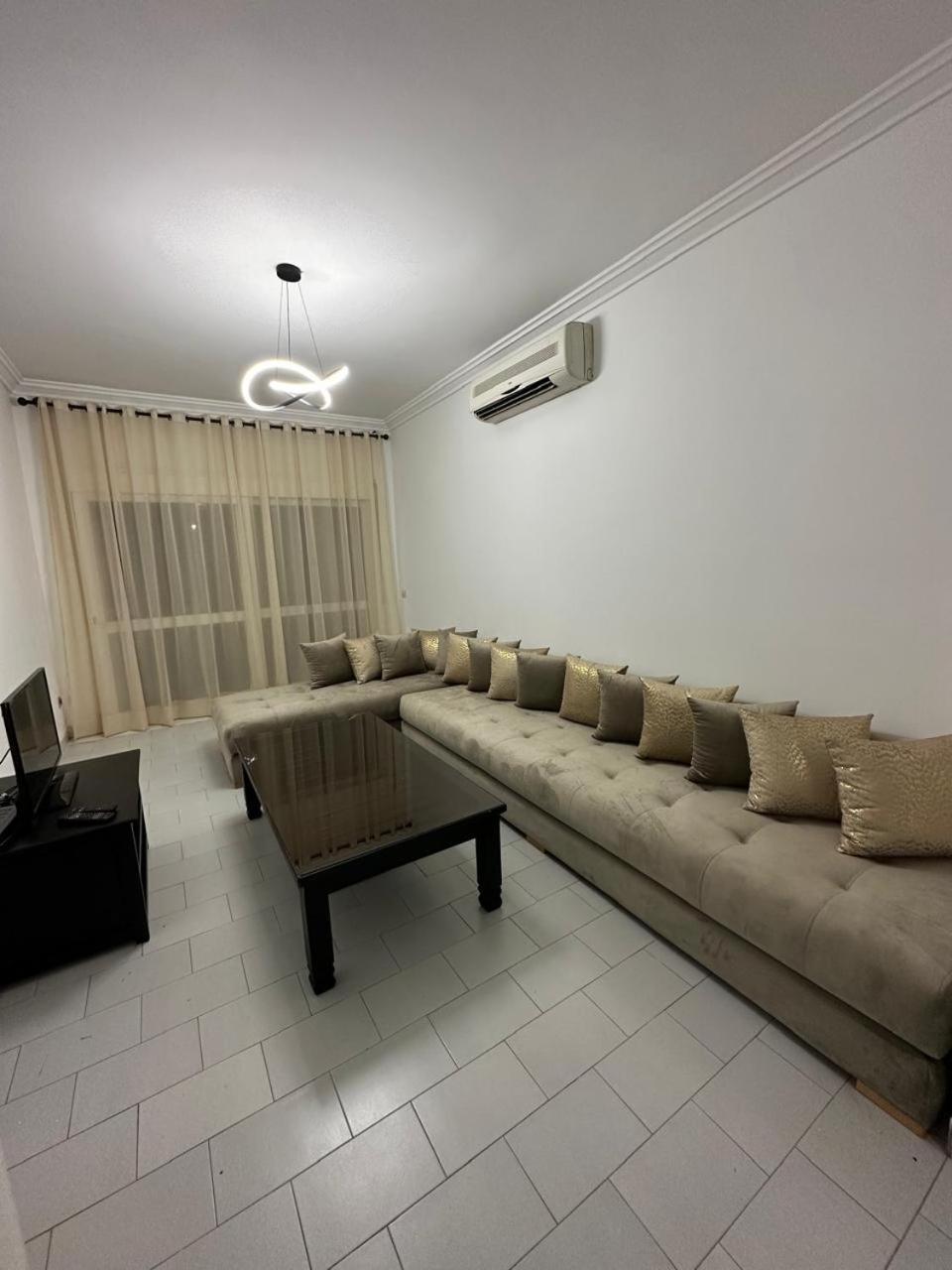 Apartment 3 Salon A Cote De Eden Et Mcdo 6 *