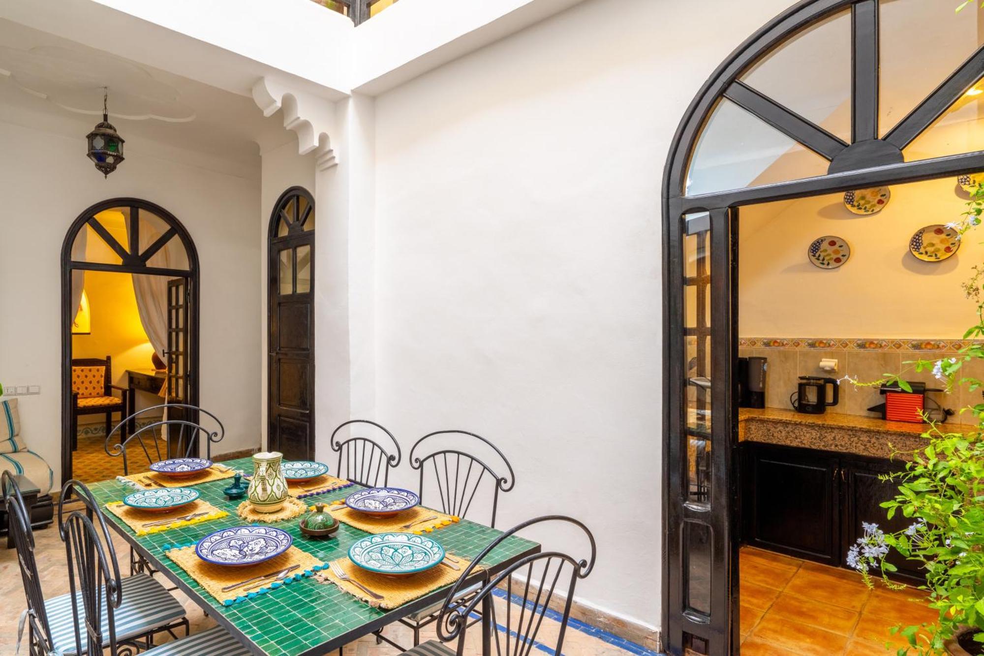 Sharqi Luminous A Sunny In Marrakech Old Town Marrakesh