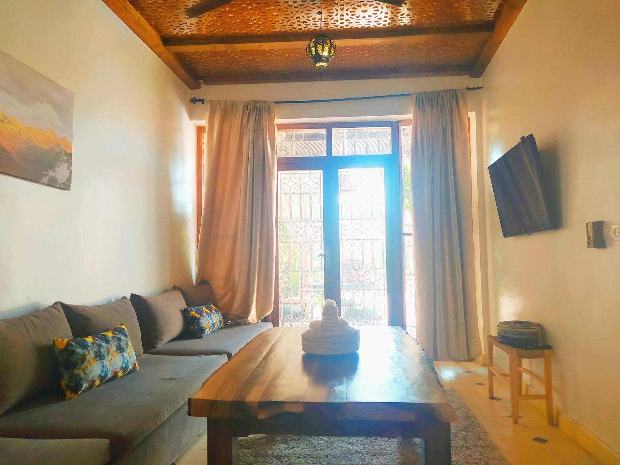 Brek * Marrakesh