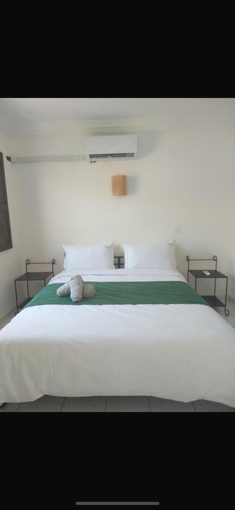 Nolya Luxury Marrakech - Totalement Renove - Capacite Jusqu A 10 Lits Spacieux Hébergement de vacances *