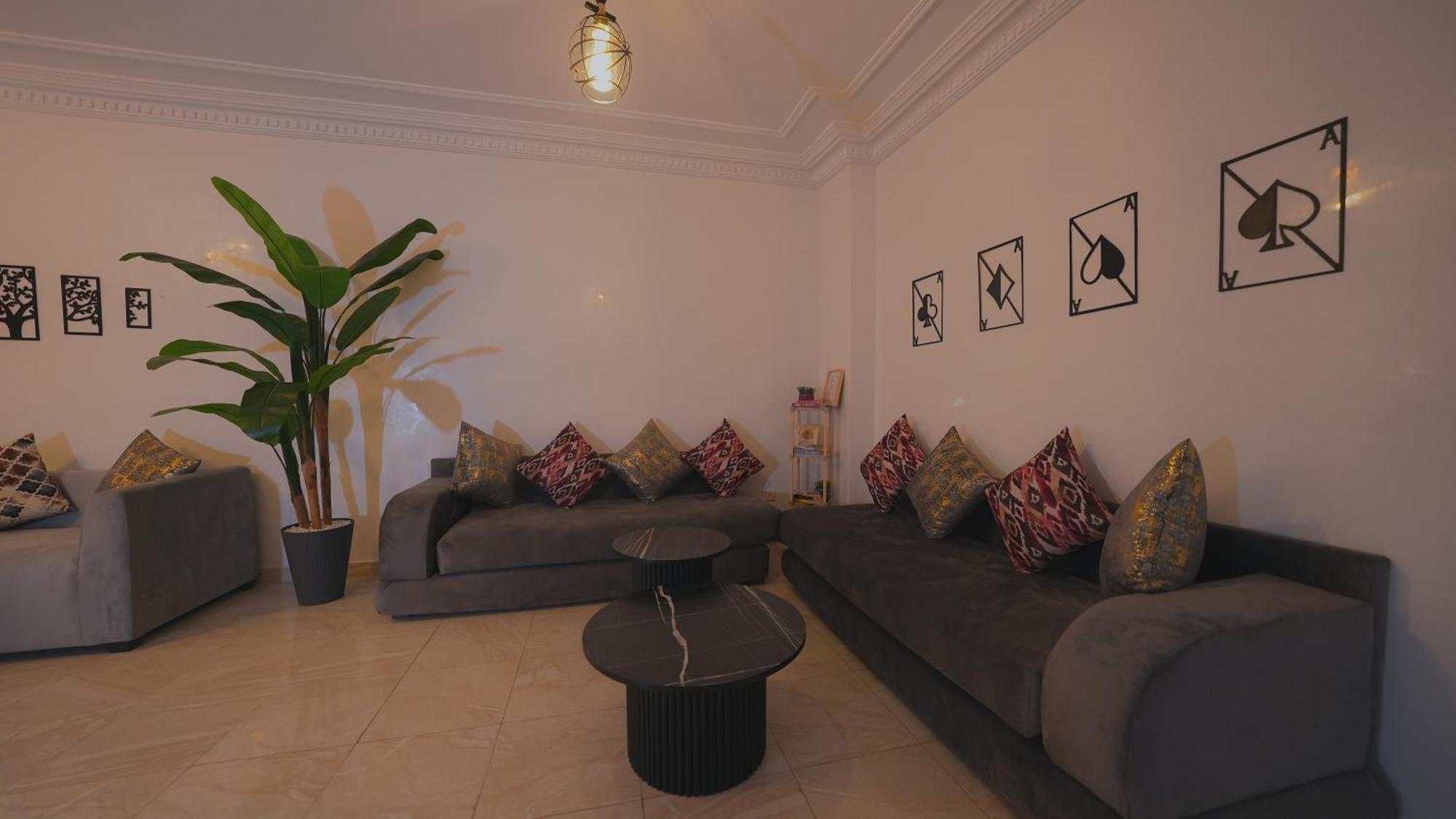 Apartment Modern In Centre Of Marrakech For Friends & Families