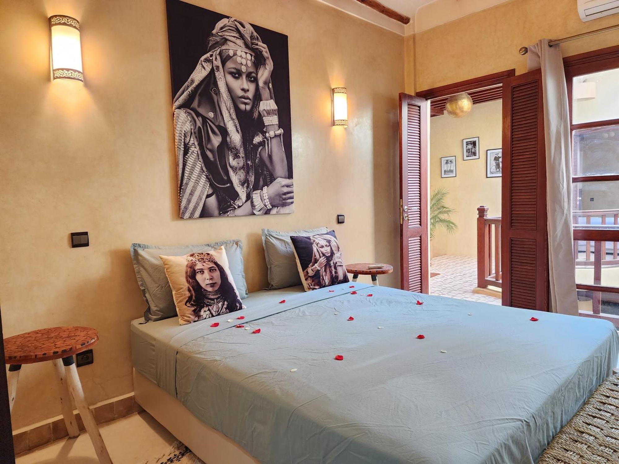 Mumtaz Marrakech *