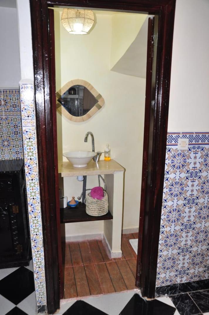 Nayla Guest house