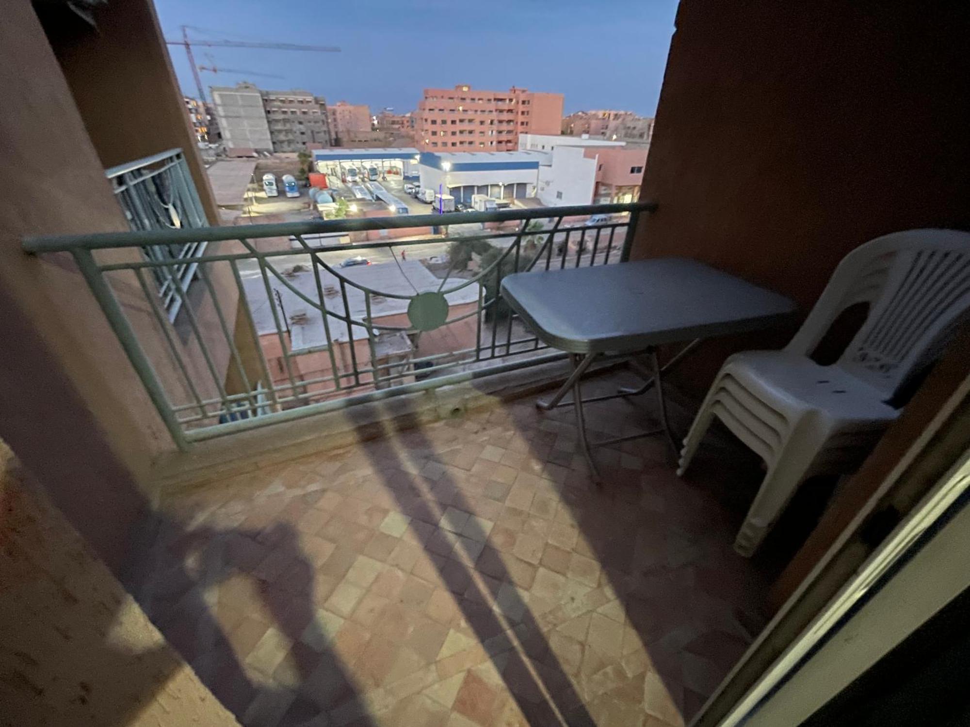 28 Au 4 Eme Etage Avec Balcon * Marrakesh