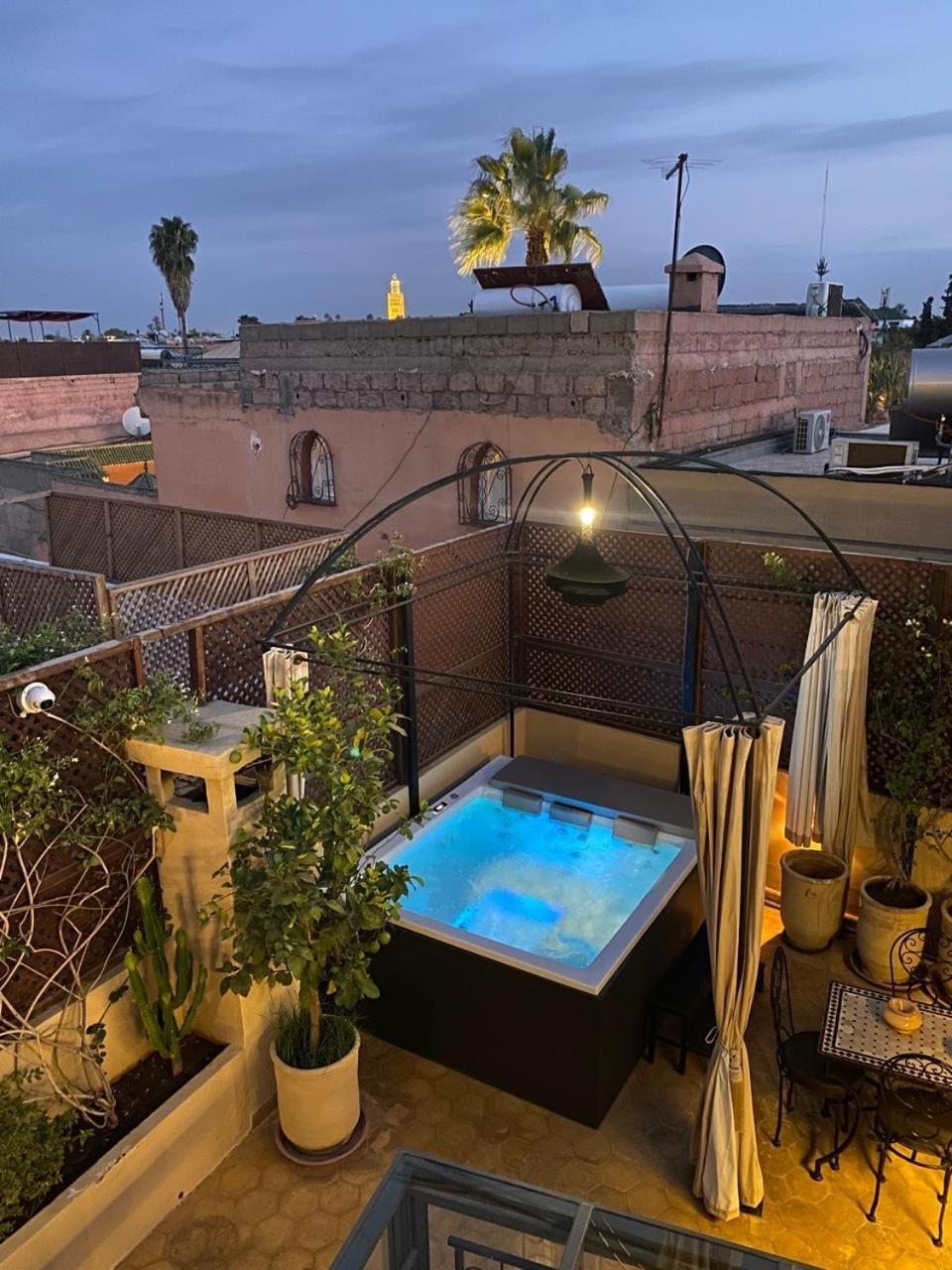 Art De Vivre Avec Jacuzzi Villa Marrakesh