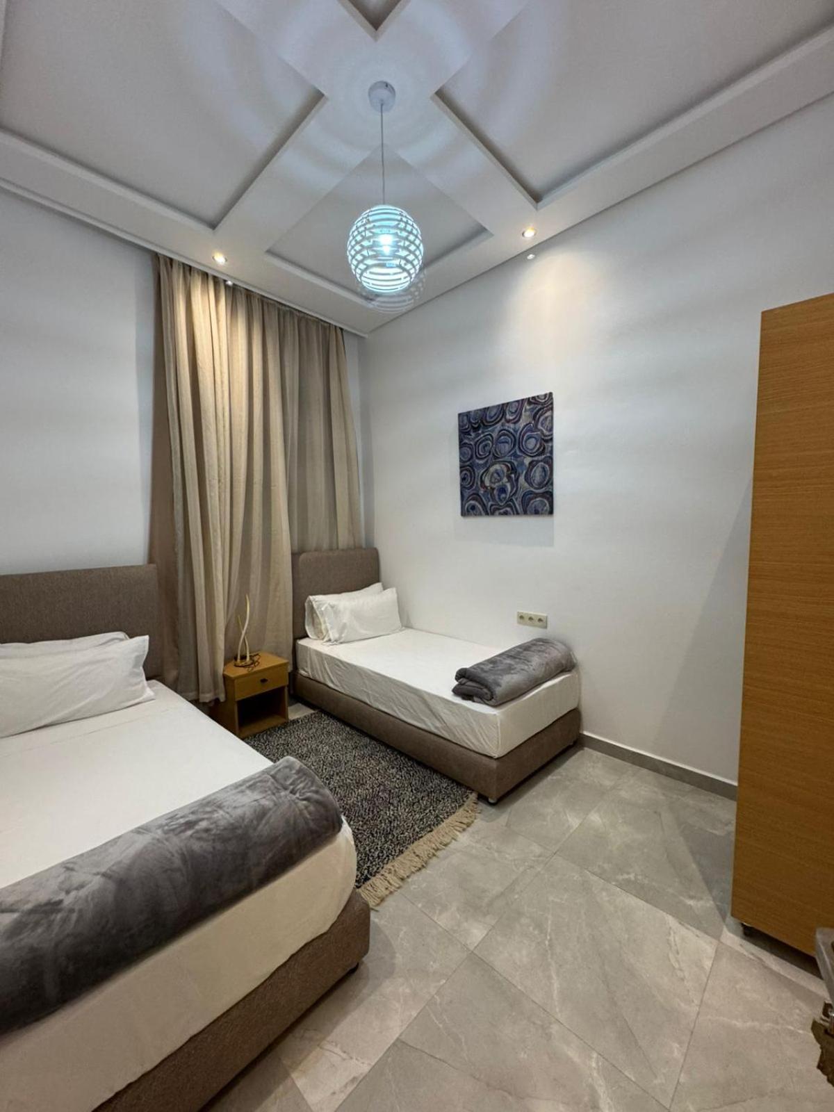 Apartment Square Appart