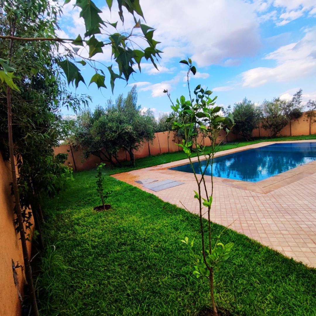 Villa The Atlas View And Elegant Marrakech