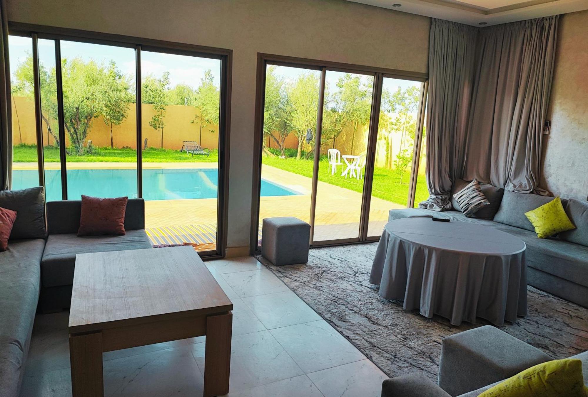 Villa The Atlas View And Elegant Marrakech