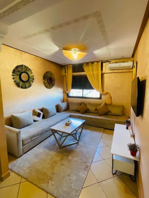 Apartment Centre Majorelle Avec Parking Gratuit Marrakesh