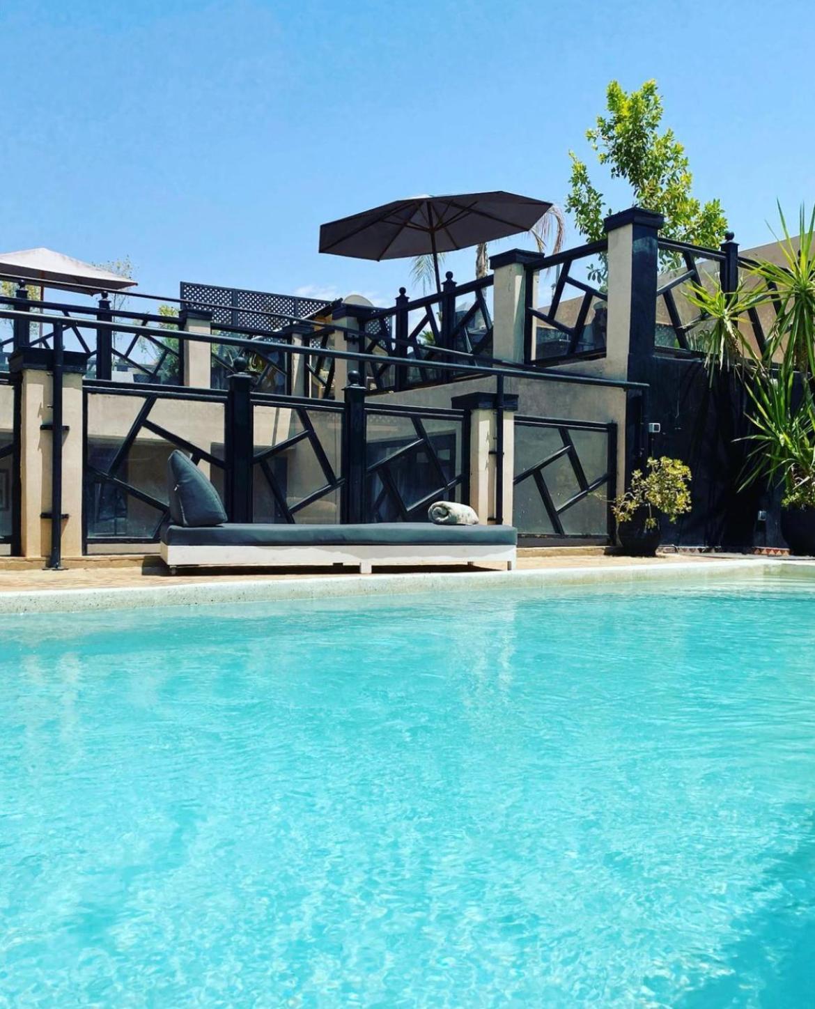 Casa de hóspedes Basidi Piscine Chauffee Sur Le Toit De La Medina
